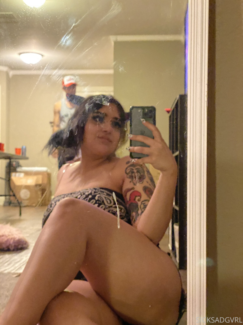 Photo by sicksadgvrl published on October 28,2023 17:10:46 - BestThots