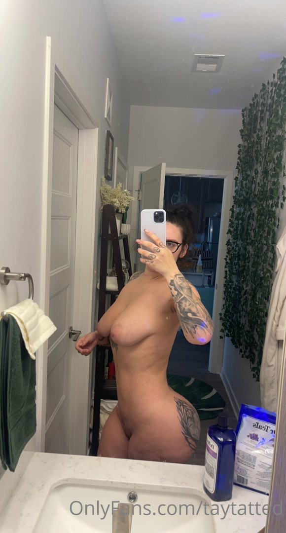 Photo by taytatted published on October 28,2023 12:00:42 - BestThots