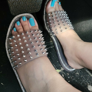 trins_feet #7985523