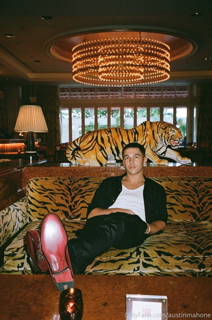 Photo by austinmahone published on November 23,2023 17:16:57 - BestThots