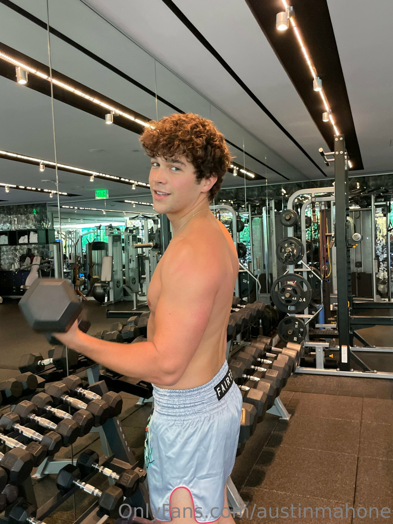 Photo by austinmahone published on November 23,2023 17:17:09 - BestThots