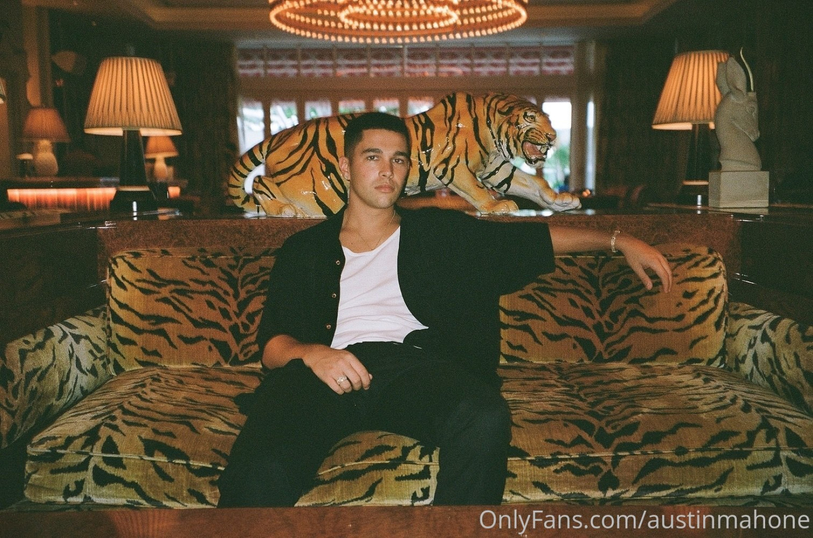Photo by austinmahone published on November 23,2023 17:17:15 - BestThots