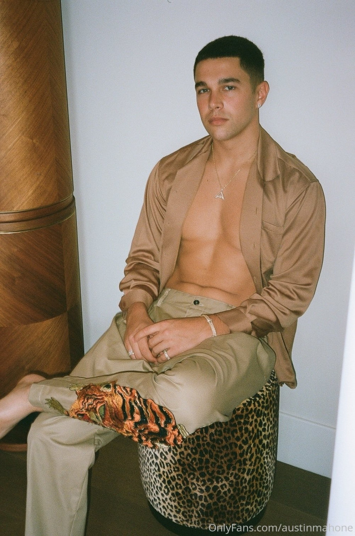 Photo by austinmahone published on November 23,2023 17:17:33 - BestThots