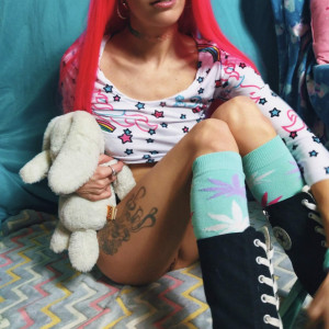 zoe_riot #7965187