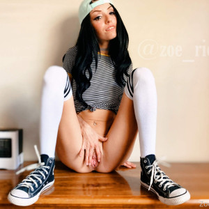 zoe_riot #7965196