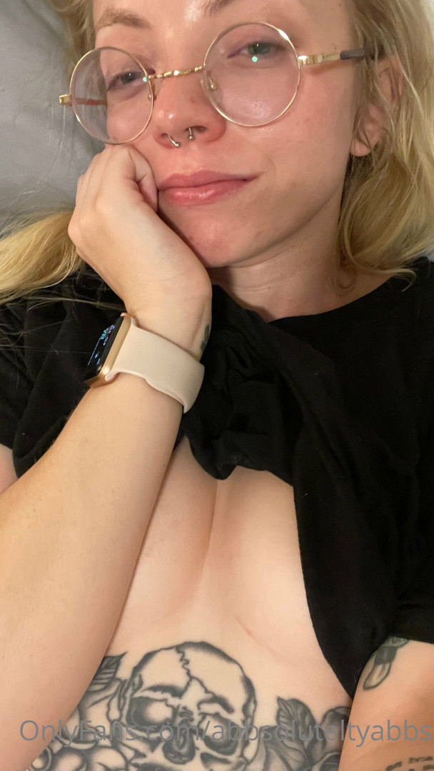 Photo by abbsoluteltyabbs published on November 19,2023 19:42:32 - BestThots