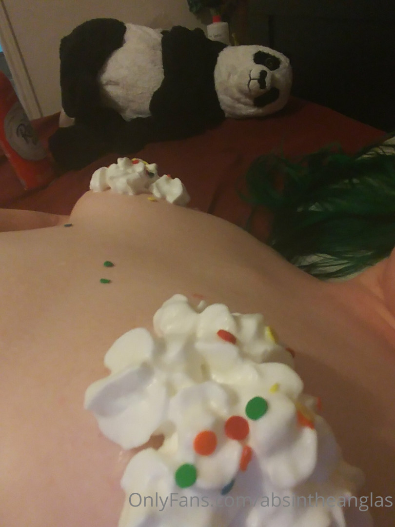 Photo by absintheanglas published on November 19,2023 19:33:22 - BestThots