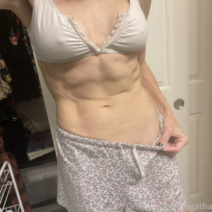 agathadelicious #8341588