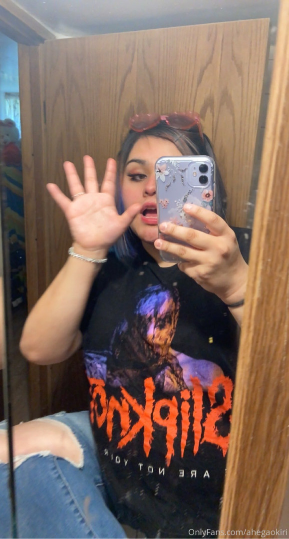 Photo by ahegaokiri published on November 19,2023 18:31:40 - BestThots