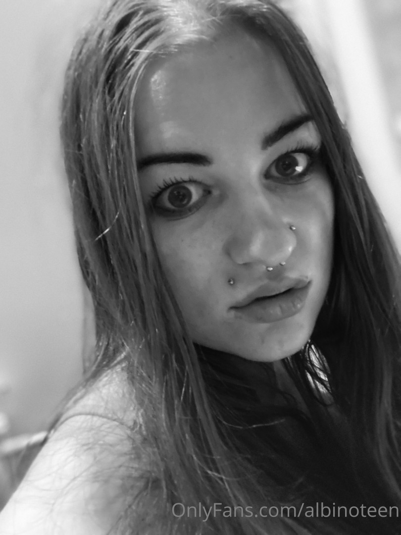 Photo by albinoteen published on November 19,2023 17:54:35 - BestThots