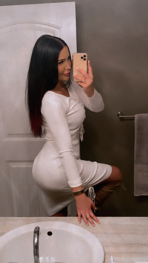 Photo by aleahjasmine published on November 19,2023 17:44:43 - BestThots
