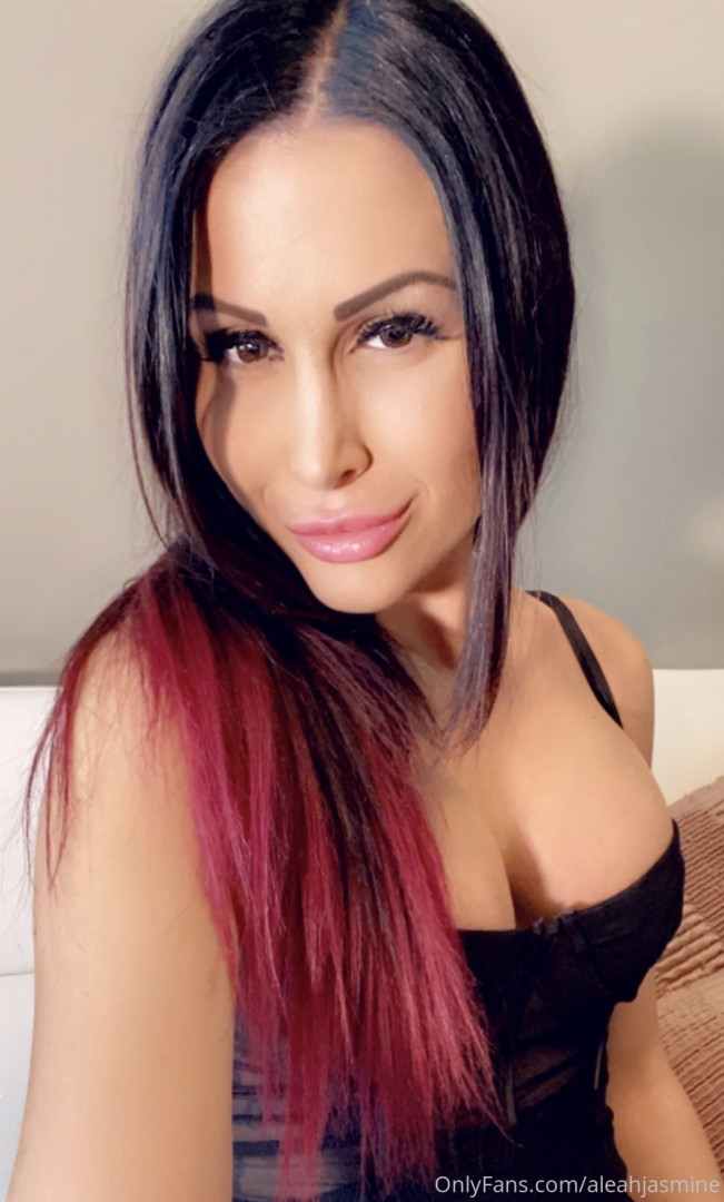 Photo by aleahjasmine published on November 19,2023 17:49:21 - BestThots