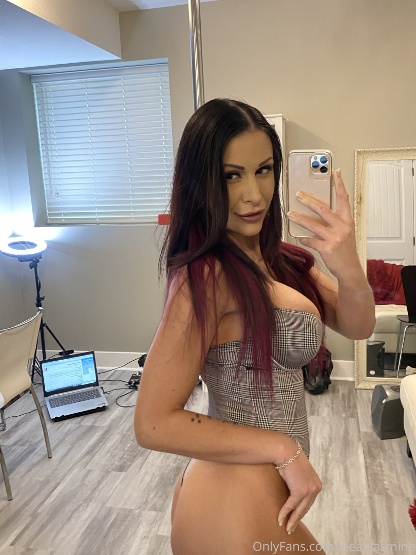 Photo by aleahjasmine published on November 19,2023 17:52:04 - BestThots