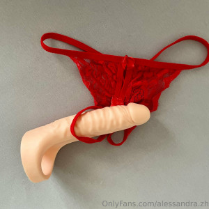 alessandra.zh #8330138