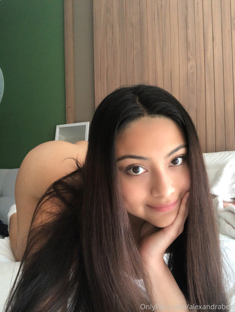 Photo by alexandraboo published on November 19,2023 15:16:29 - BestThots