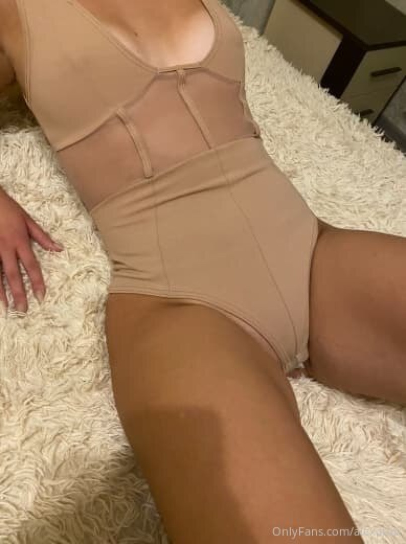 Photo by alexatop published on November 21,2023 04:58:10 - BestThots