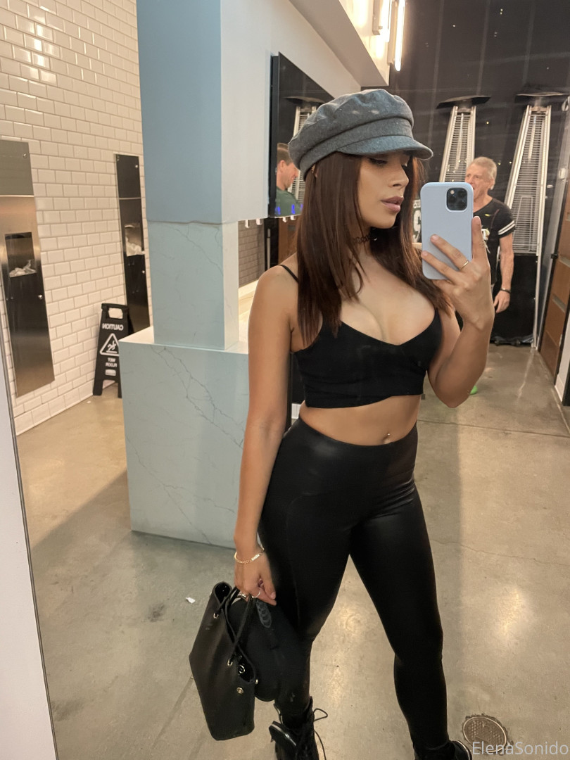 Photo by alexelena published on November 19,2023 14:51:26 - BestThots