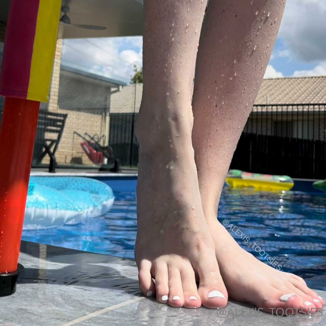 Photo by alexis_tootsies published on November 19,2023 14:46:35 - BestThots