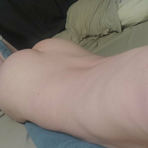 alexisrockwell #8328403