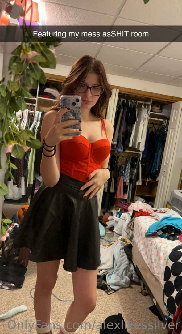 Photo by alexlikessilver published on November 19,2023 14:44:33 - BestThots