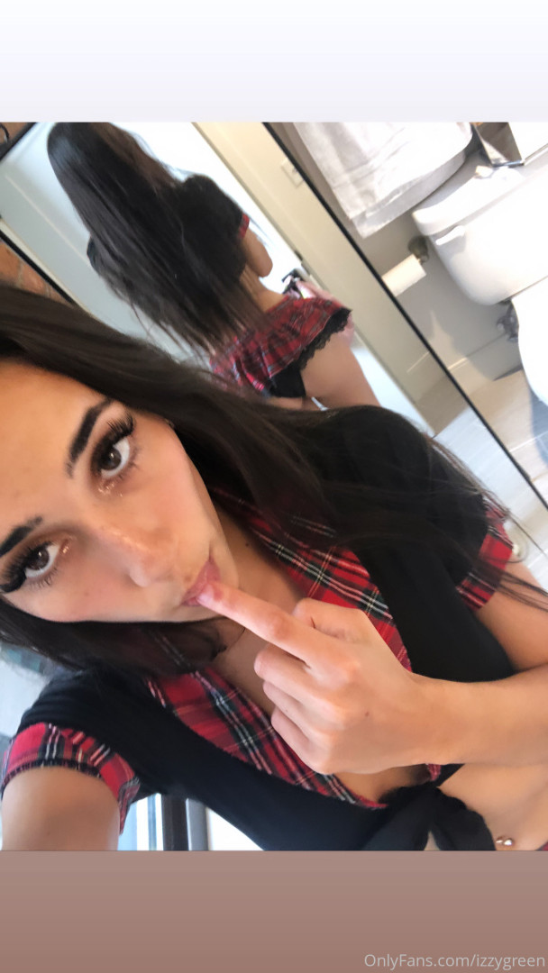 Photo by izzygreen published on August 29,2023 23:43:38 - BestThots