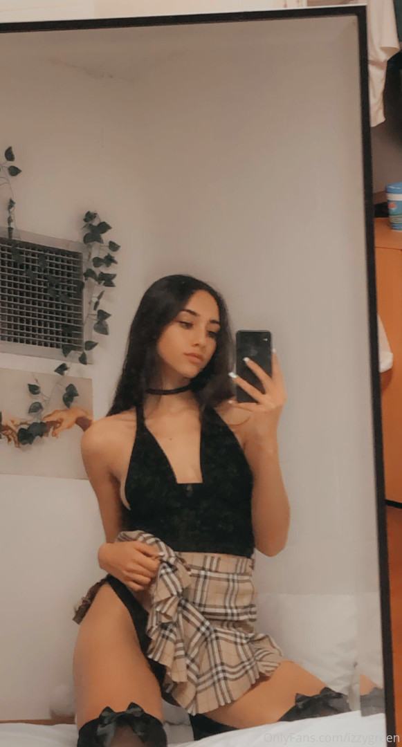 Photo by izzygreen published on August 30,2023 02:17:34 - BestThots