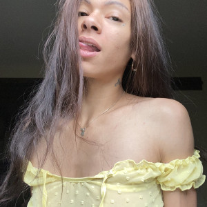 alina.moore #8323750