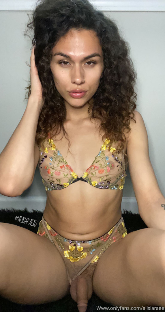 Photo by alisiaraee published on November 19,2023 13:12:29 - BestThots