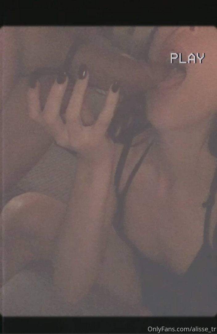 Photo by alisse_tr published on November 19,2023 13:05:33 - BestThots