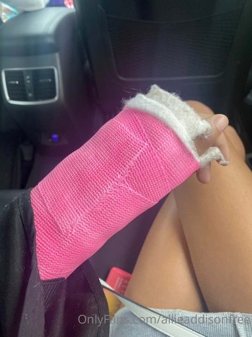 Photo by allieaddisonfree published on November 19,2023 13:04:33 - BestThots