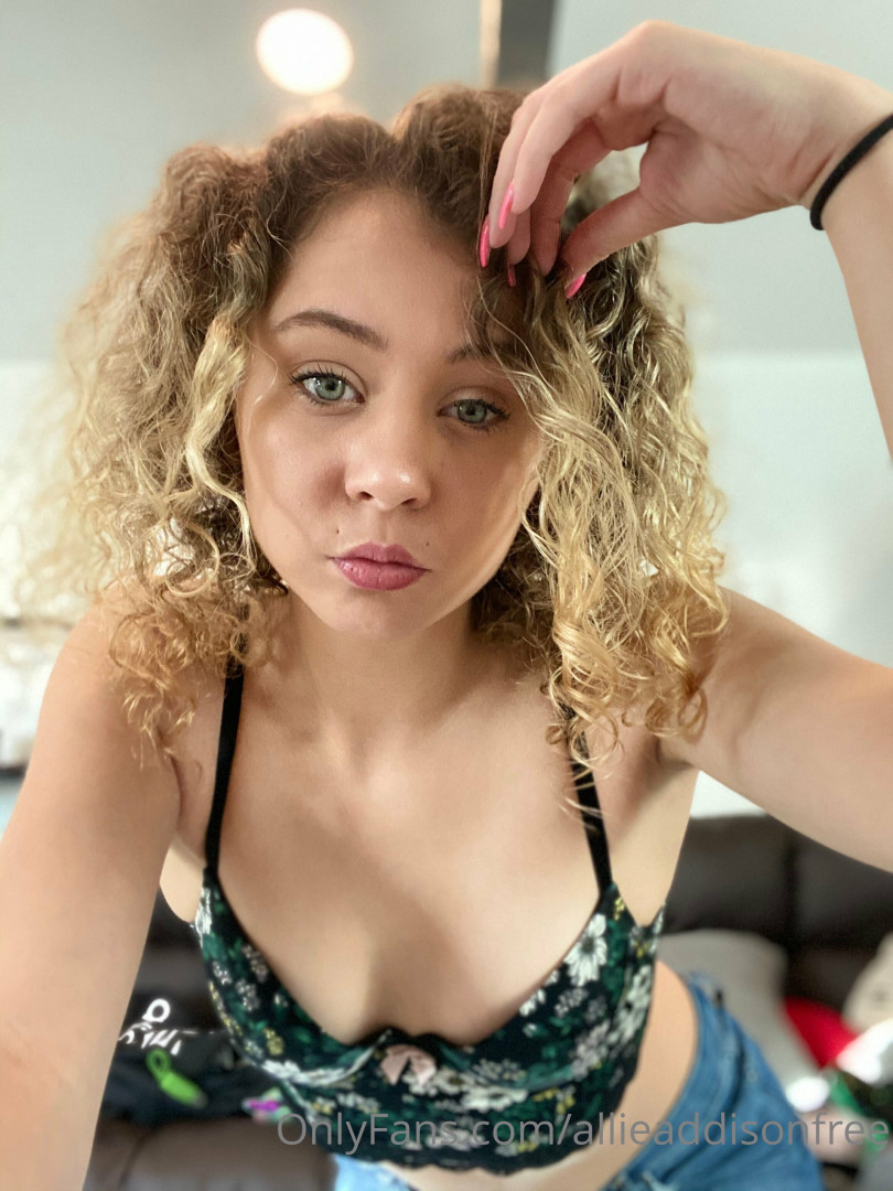 Photo by allieaddisonfree published on November 19,2023 13:04:34 - BestThots