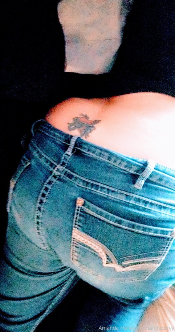 Photo by amandacurvy published on November 19,2023 12:48:59 - BestThots