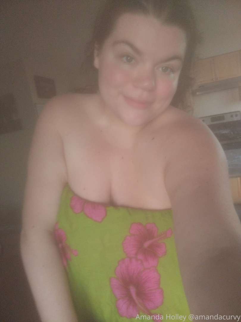 Photo by amandacurvy published on November 19,2023 12:49:08 - BestThots