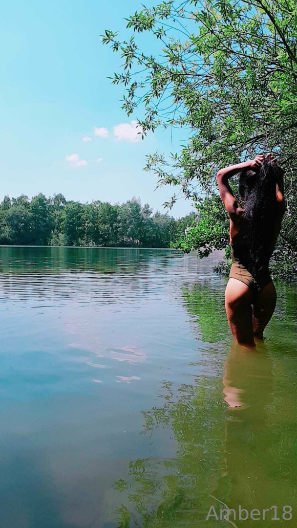 Photo by sexyteen21 published on November 19,2023 12:43:05 - BestThots