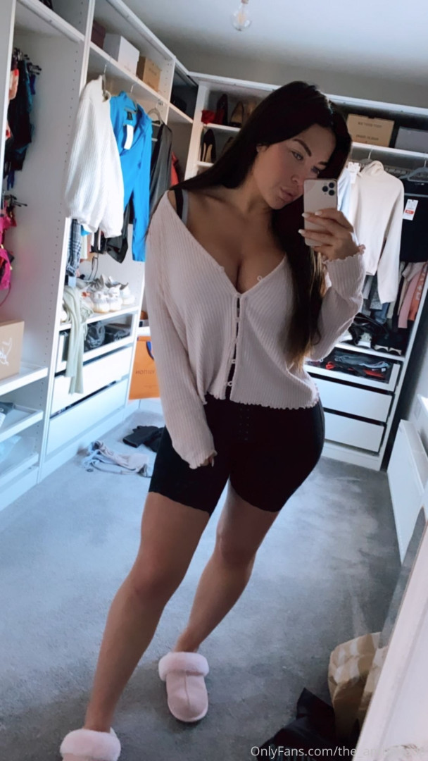 Photo by amberjadepremium published on November 19,2023 12:41:55 - BestThots