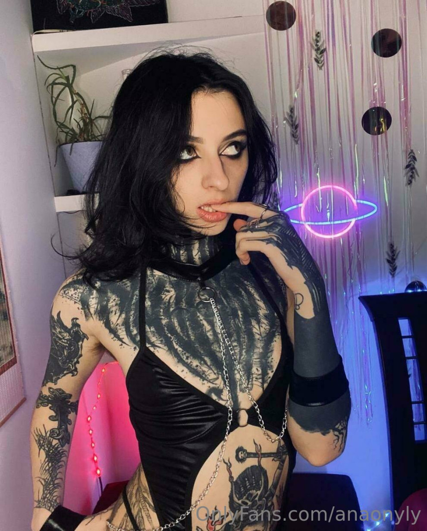 Photo by anaonyly published on November 21,2023 02:53:01 - BestThots