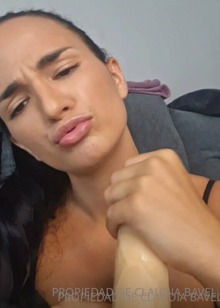 Photo by claudiabavel published on October 16,2023 17:46:11 - BestThots