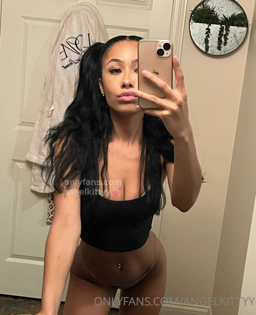 Photo by angelkittyy published on November 21,2023 00:10:12 - BestThots