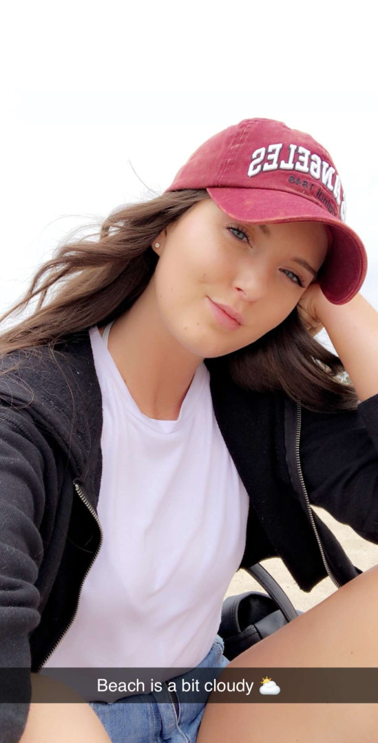 Photo by annabananas published on November 20,2023 23:10:47 - BestThots