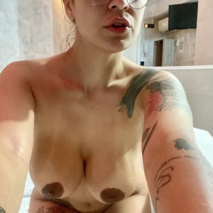 annyleeatriz #8556702