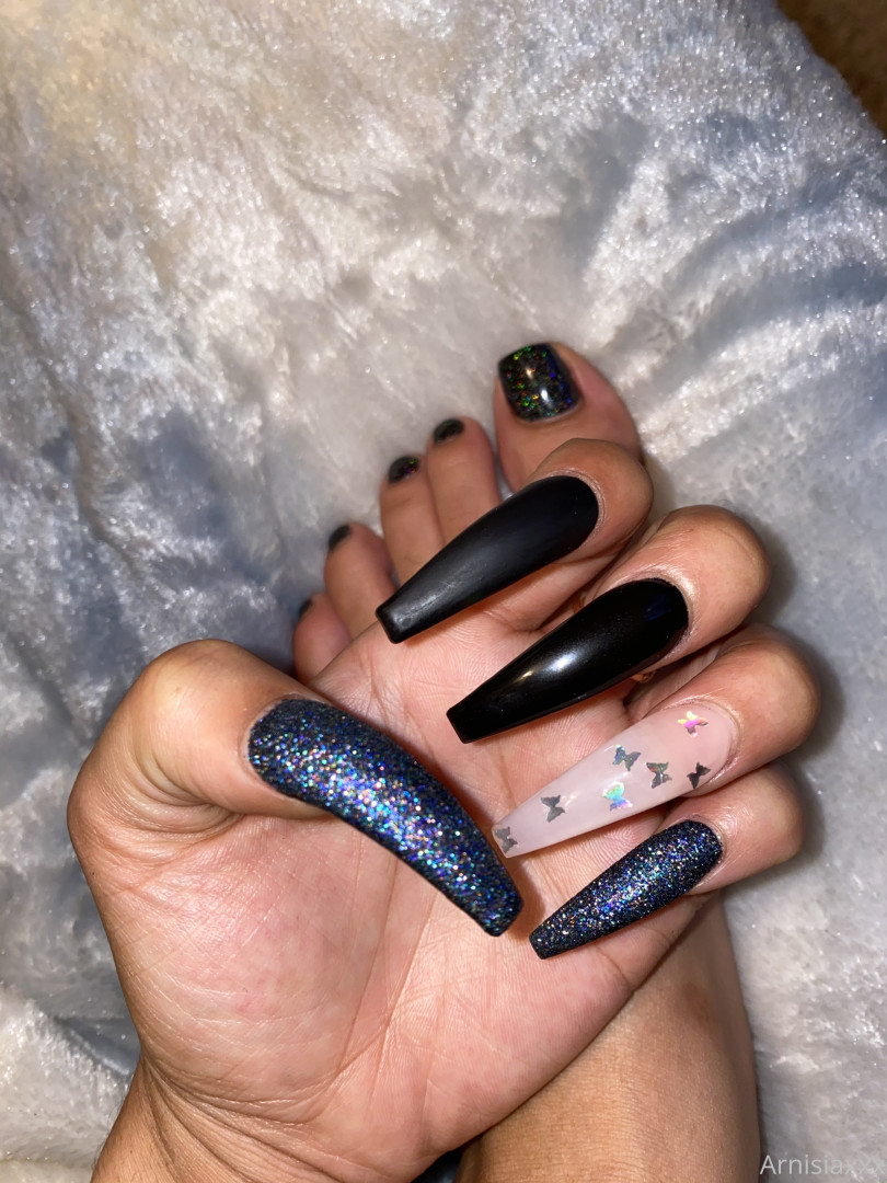 Photo by arnisiaxxx published on November 23,2023 14:26:20 - BestThots