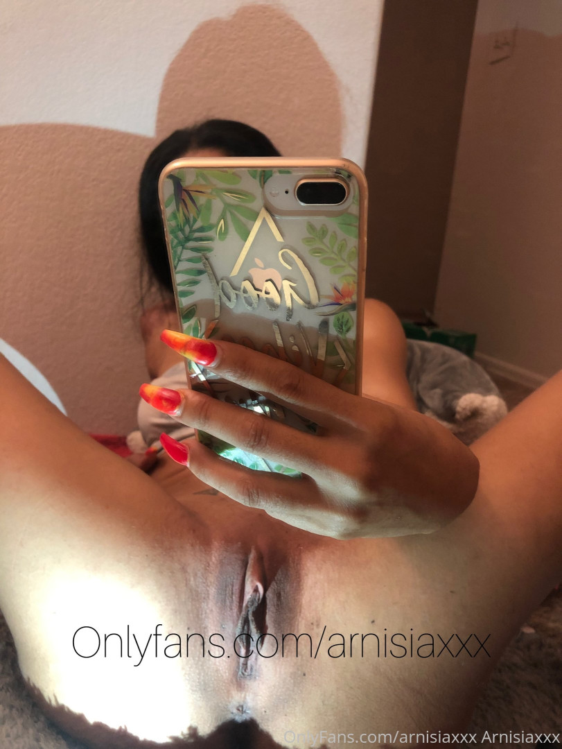 Photo by arnisiaxxx published on November 23,2023 14:26:41 - BestThots
