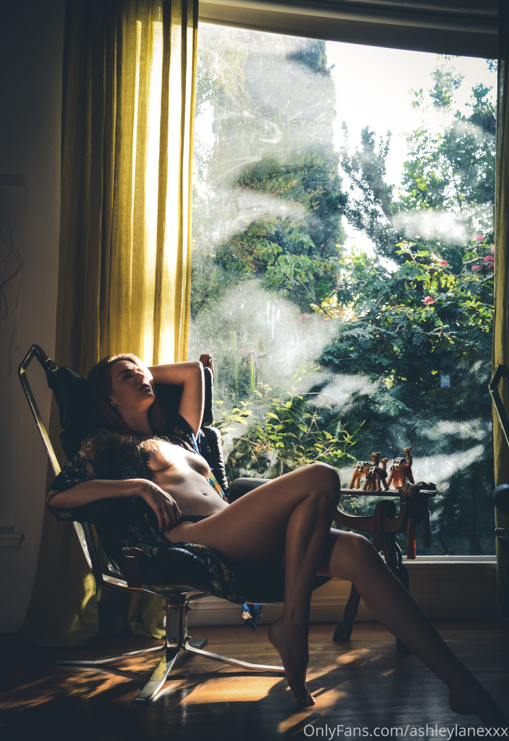 Photo by ashleylanexxx published on November 23,2023 14:09:46 - BestThots