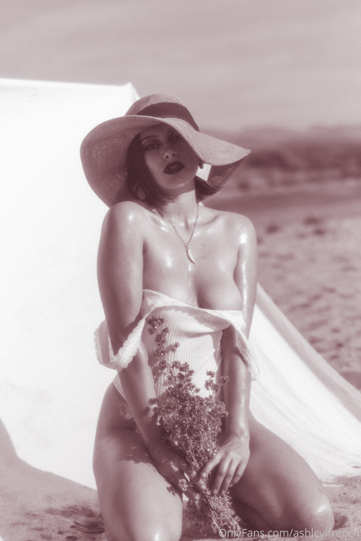 Photo by ashleylfrench published on November 23,2023 13:39:17 - BestThots