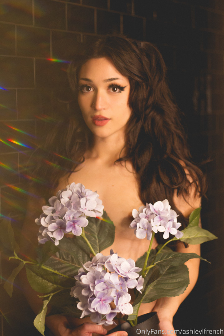 Photo by ashleylfrench published on November 23,2023 13:39:31 - BestThots