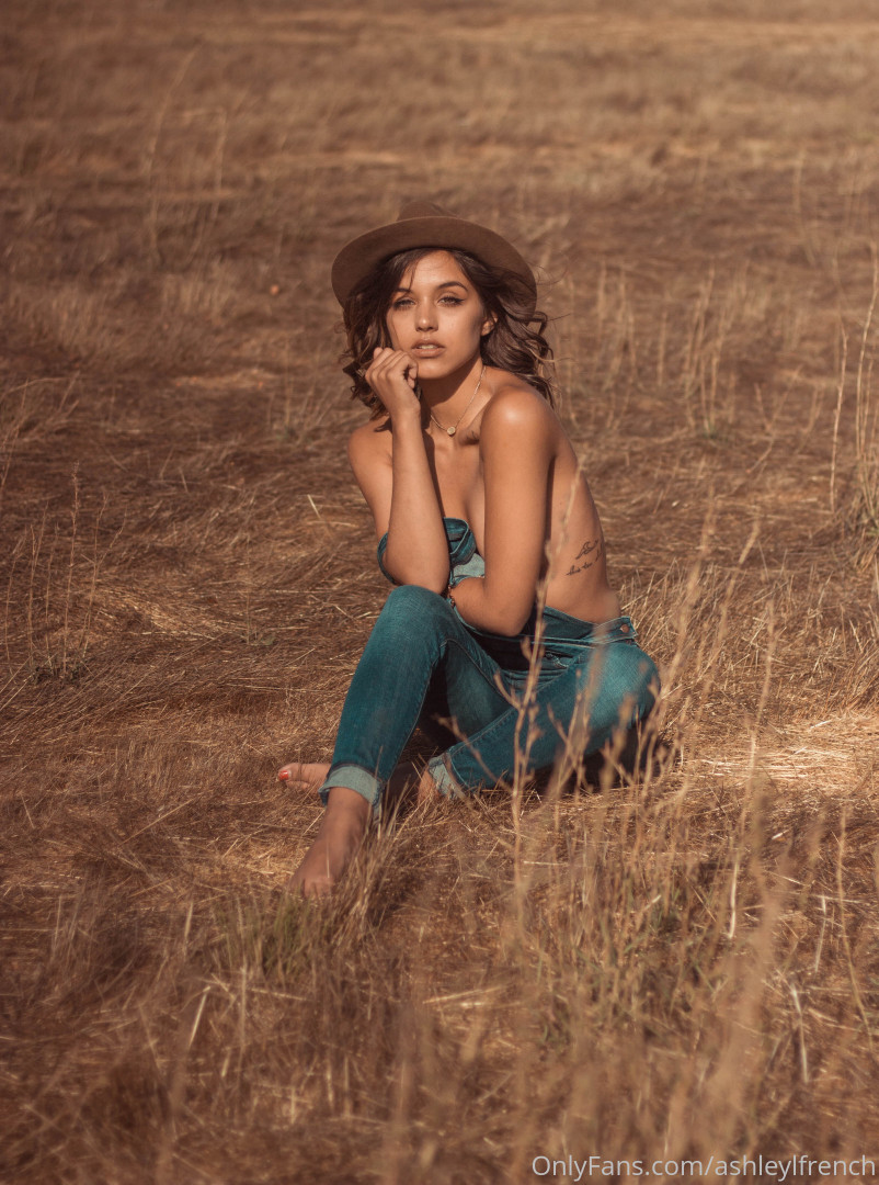 Photo by ashleylfrench published on November 23,2023 13:42:42 - BestThots