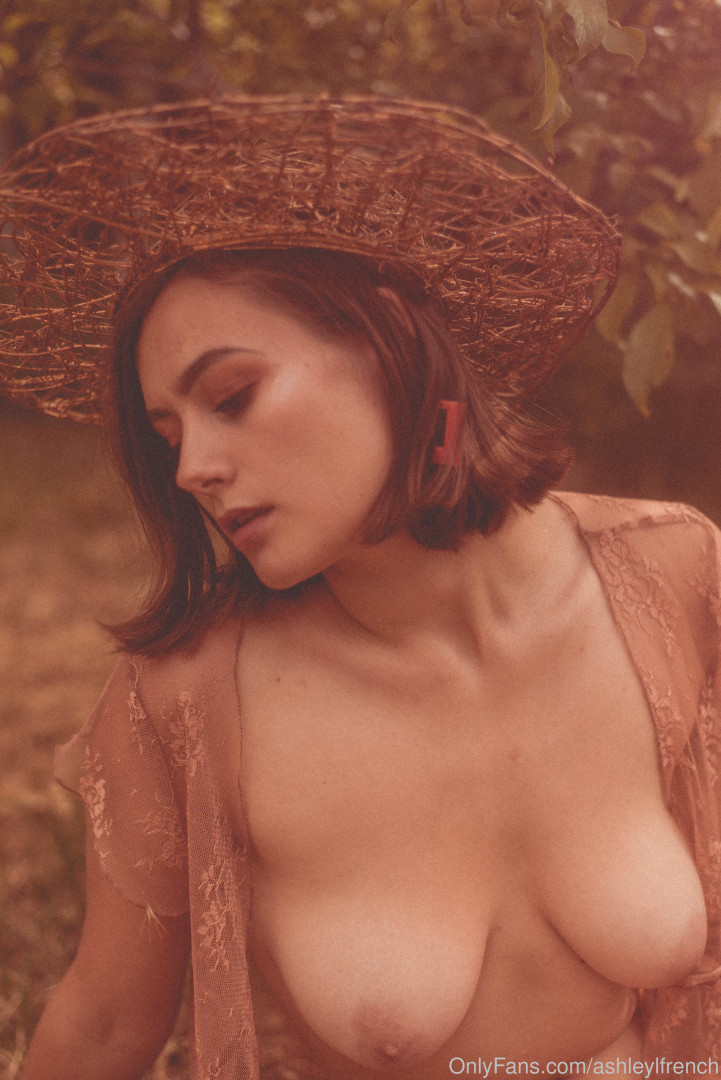 Photo by ashleylfrench published on November 23,2023 13:46:55 - BestThots