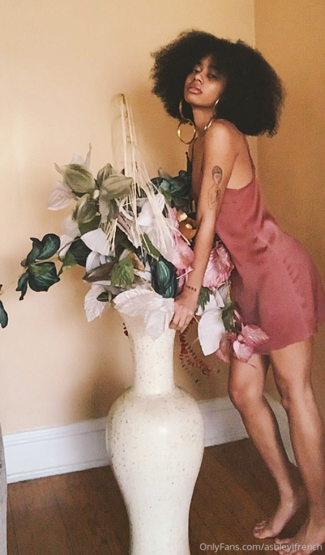 Photo by ashleylfrench published on November 23,2023 13:47:50 - BestThots