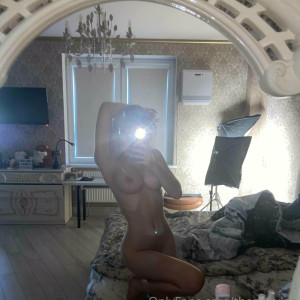 asissska #8517704
