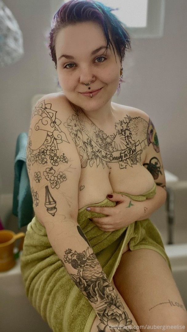 Photo by tattooedmillennial published on November 23,2023 04:59:11 - BestThots